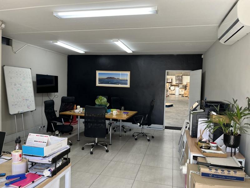 To Let commercial Property for Rent in Rivergate Western Cape